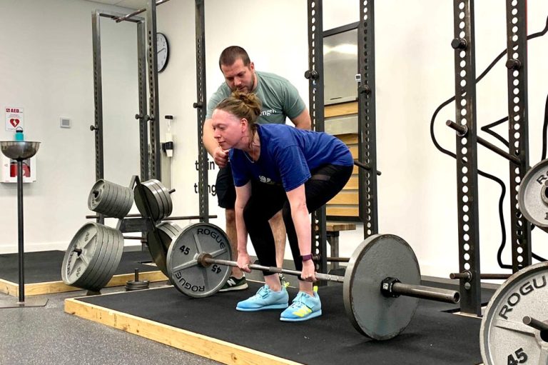 20220709 tony stein deadlift 768x511