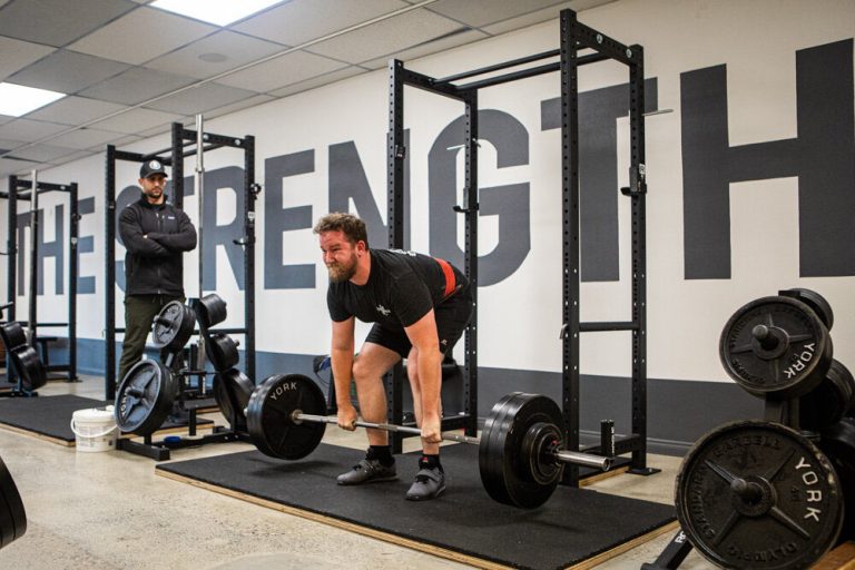 20220626 minigell deadlift 2 768x512