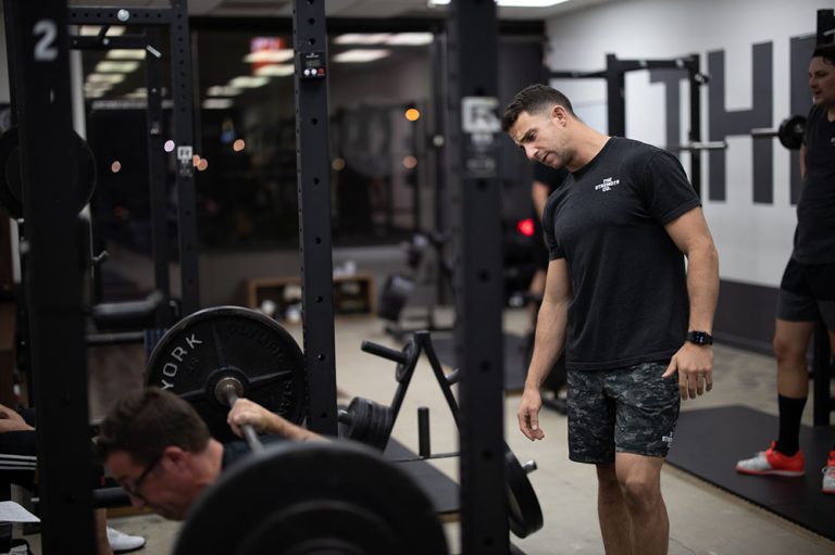 20220626 minigell squat 768x511
