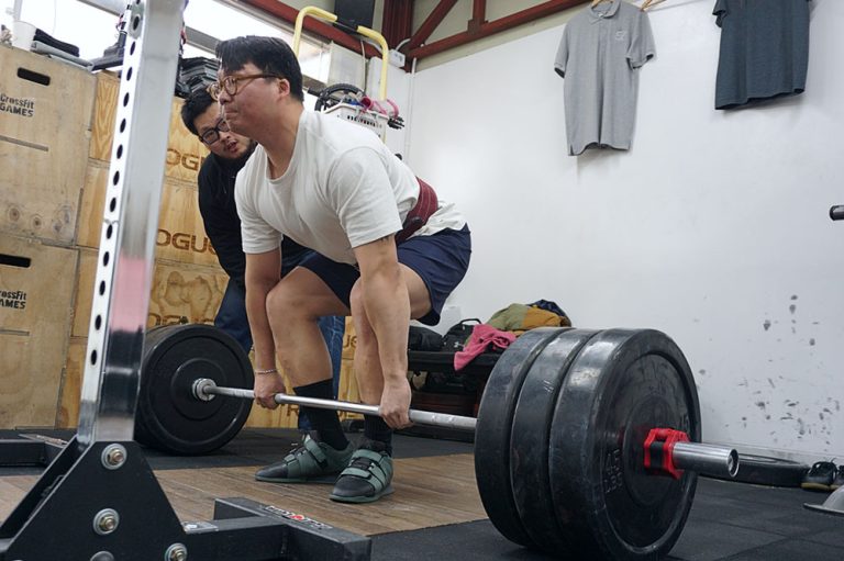 20230124 eun deadlift 1 768x511